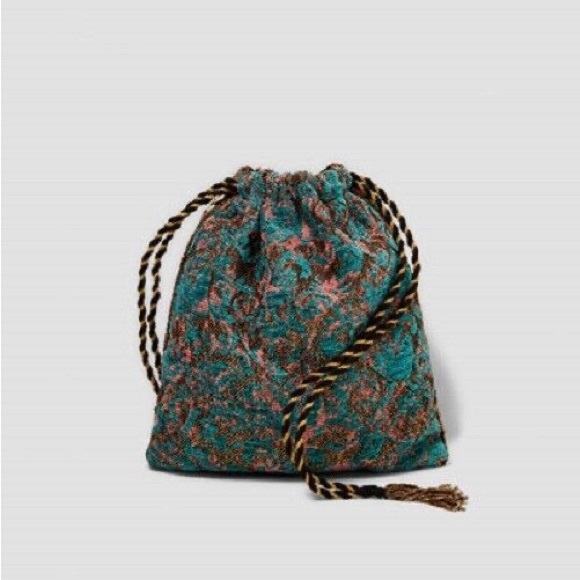 NWT ZARA Red Embroidered Jacquard Bag - Picture 2 of 8